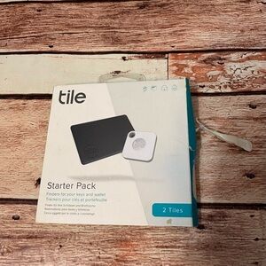 Tile Starter Pack - White & Black Trackers (2 Tiles) for wallet and keys